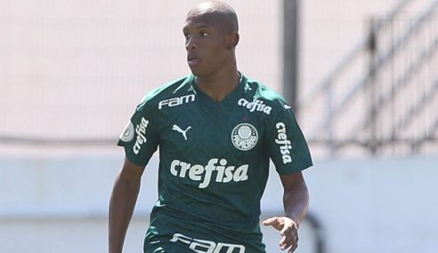 Palmeiras compra mais 20% dos direitos de Danilo