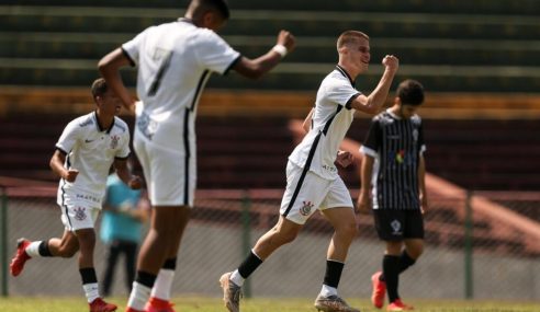 Corinthians aplica goleada e continua 100% no Paulistão Sub-17