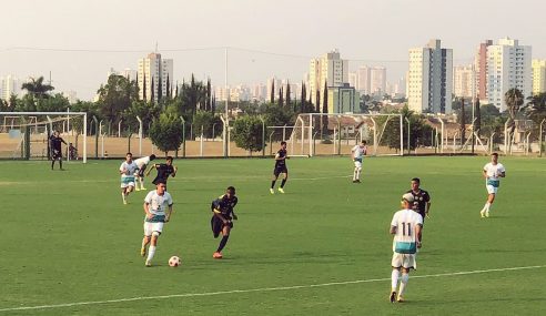 Goiás goleia Aparecidense e pula para a ponta no Goiano Sub-17