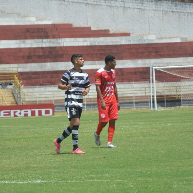 XV de Piracicaba e Capivariano empatam em duelo de líderes pelo Paulista Sub-20