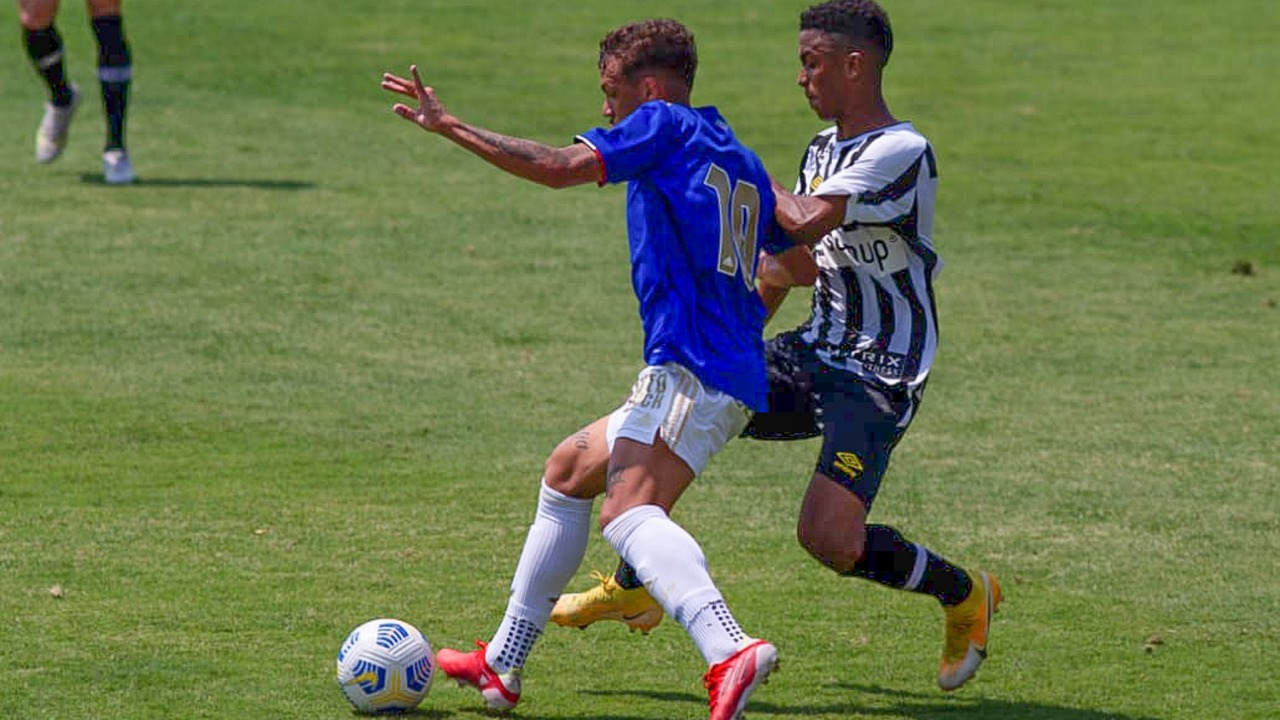 Cruzeiro derrota Santos e vai vivo para a última rodada do Brasileirão Sub-20