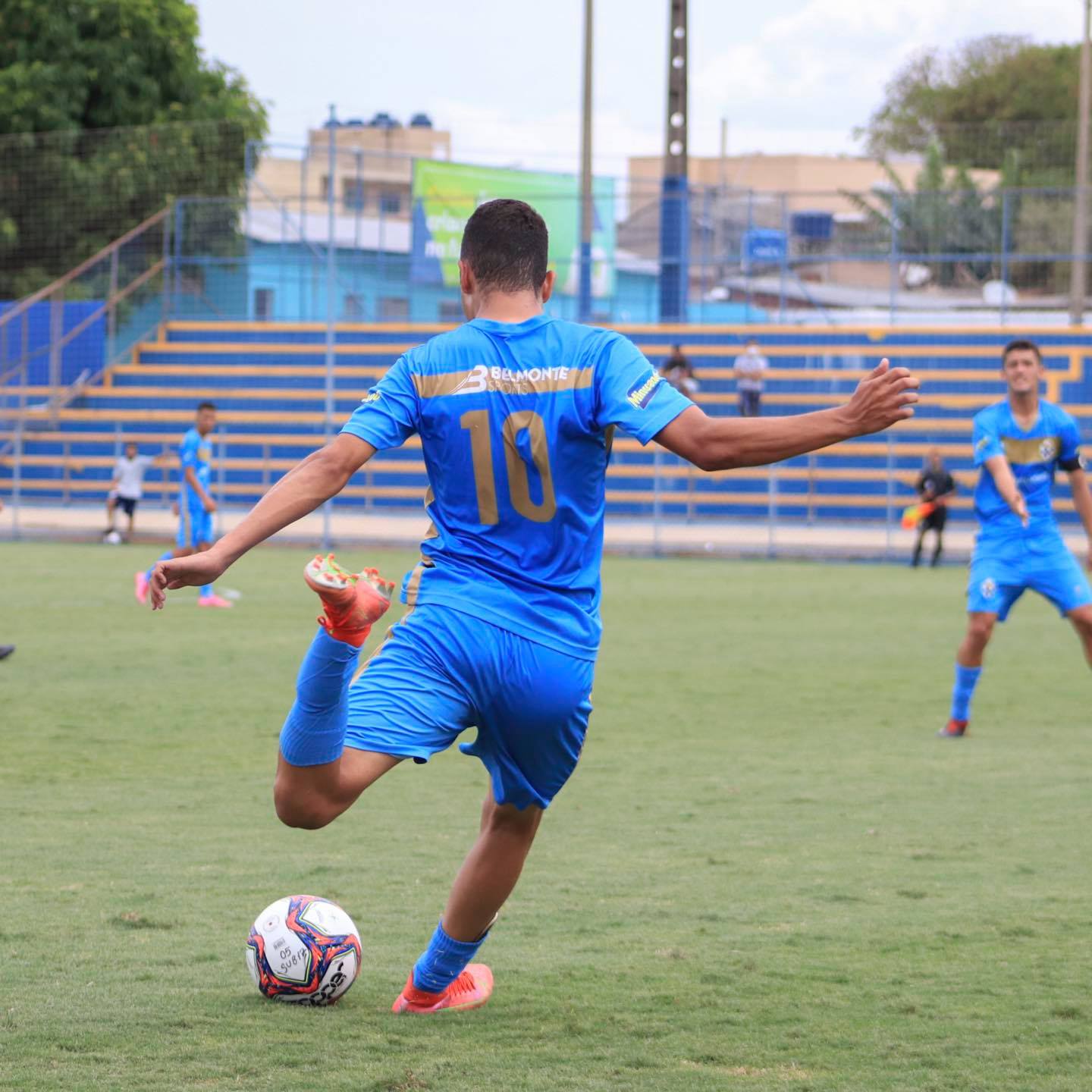 Quatro clubes brigam por duas vagas no mata-mata do Candango Sub-17