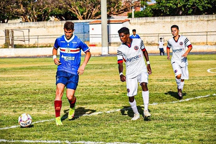 Gol solitário mantém Bahia 100% no Estadual Sub-15