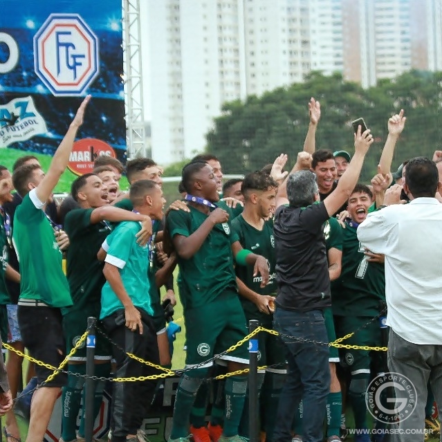 Goiás vence de virada e é campeão estadual sub-17