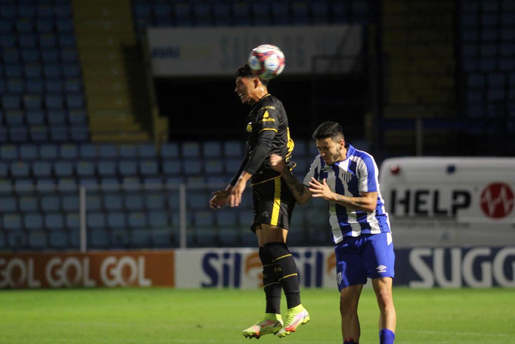 Avaí vence jogo de ida da final do Catarinense Sub-20