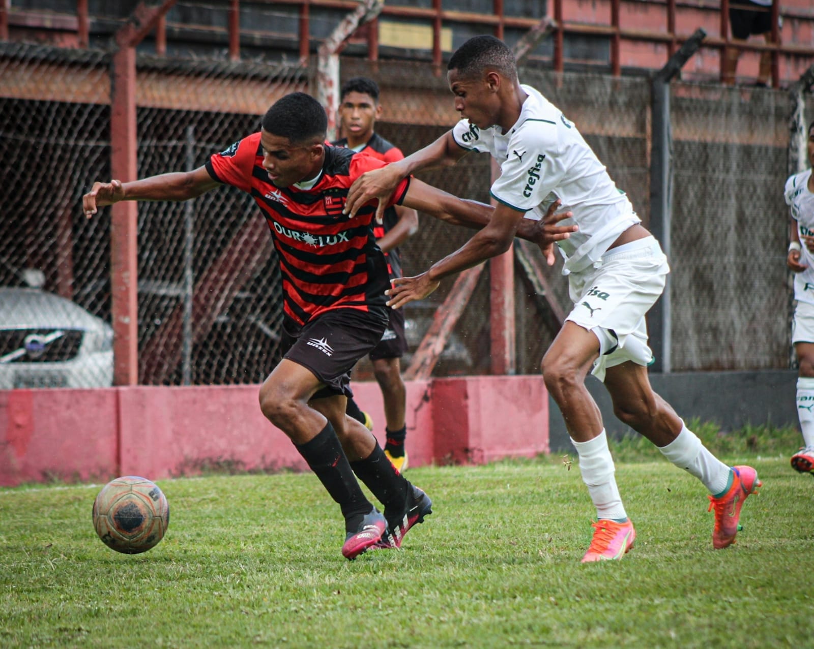 Palmeiras vence fora e se aproxima da semifinal no Paulista Sub-17