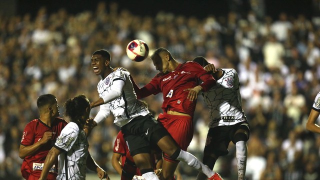 Corinthians goleia Ituano e está na terceira fase da Copa SP