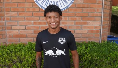 Red Bull Bragantino fecha com jovem do SKA Brasil