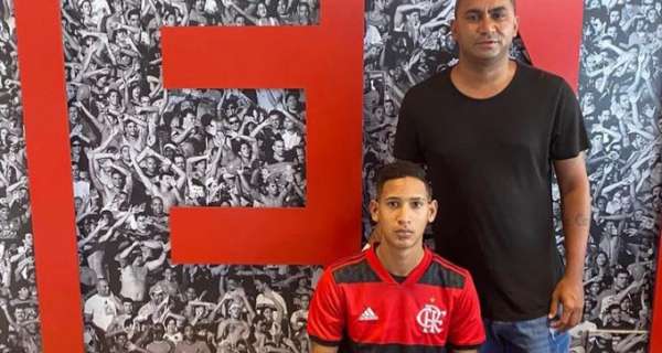 Flamengo contrata jovem atacante da Ponte Preta