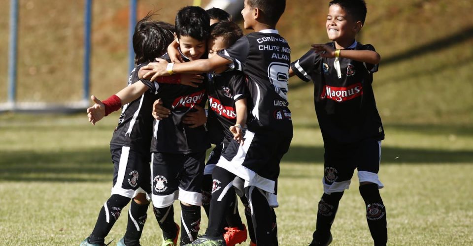 DaniCup Salvador: Torneio internacional de  futebol infantil atrai grandes clubes
