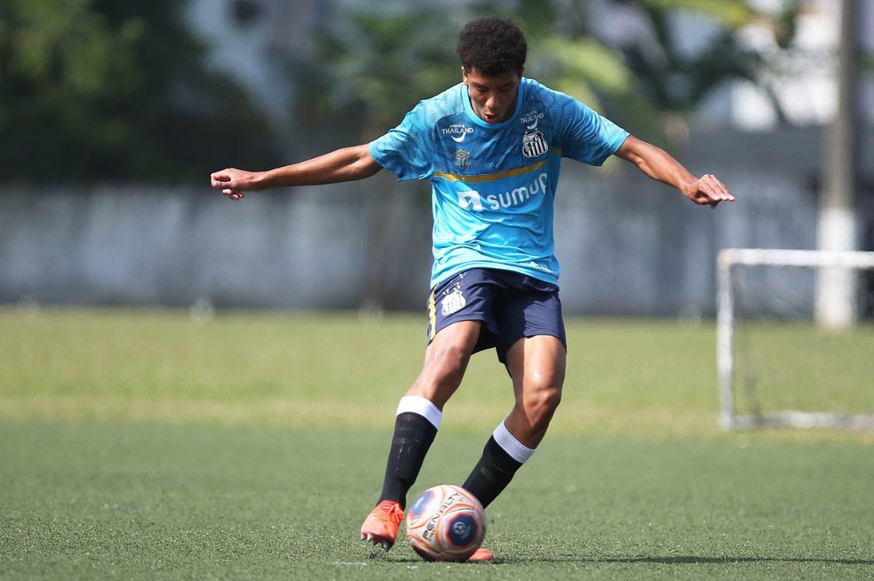 Santos dispensa capitão do time sub-17