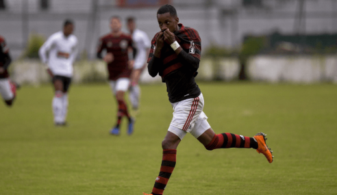 Fortaleza acerta com atacante que pertencia ao Flamengo