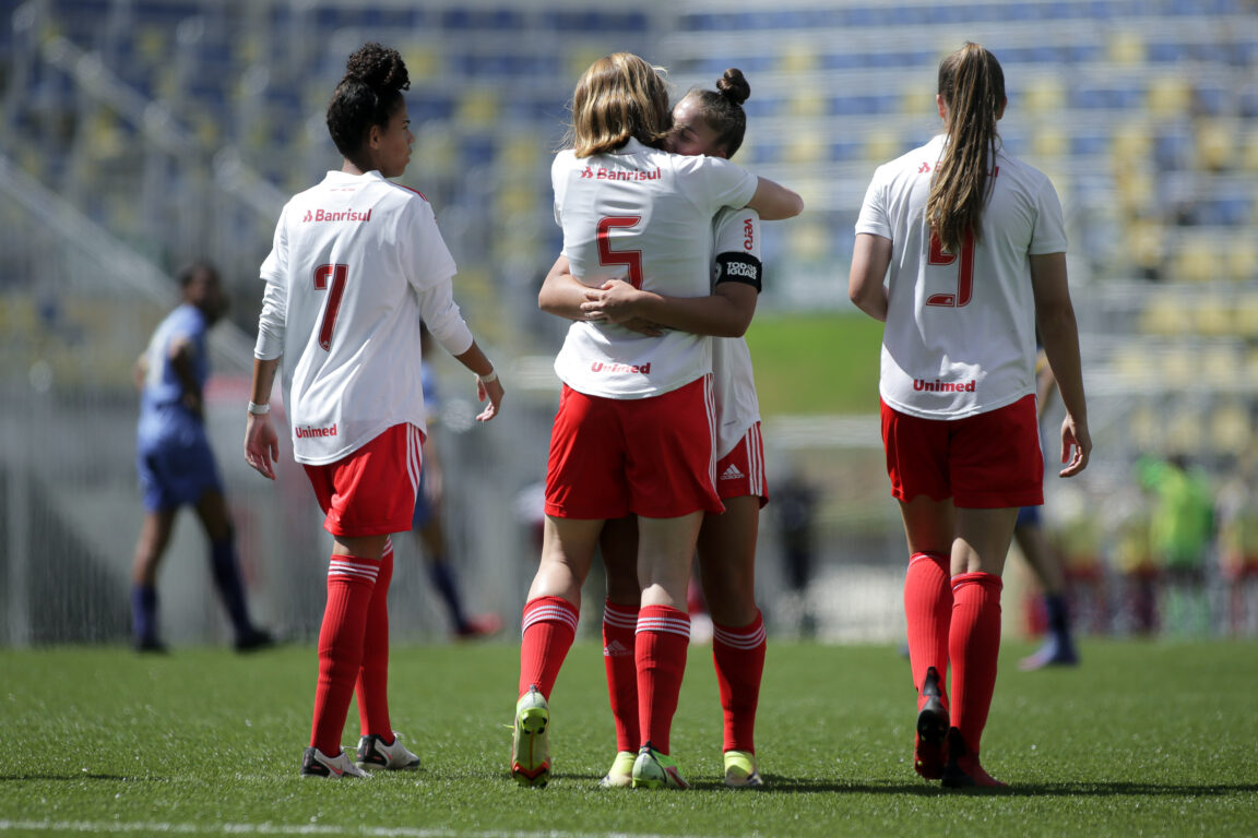 Inter aplica nova goleada e se mantém 100% no Brasileiro Feminino Sub-17