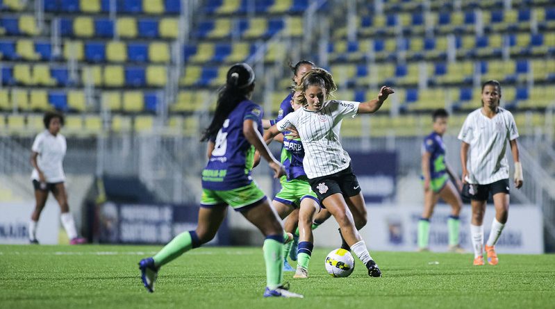 Corinthians vira sobre o Minas Brasília em estreia no Brasileiro Feminino Sub-17