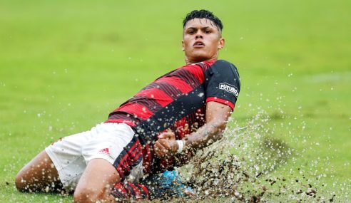 Flamengo aplica goleada no Audax e é o único 100% no Carioca Sub-20