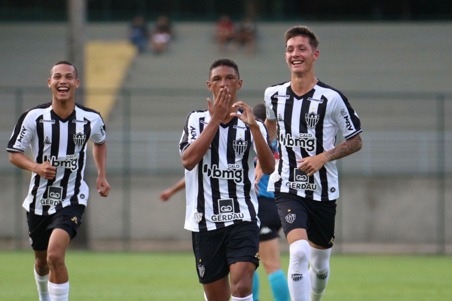 Atlético-MG goleia Cuiabá em jogo de ida das oitavas da Copa do Brasil Sub-17