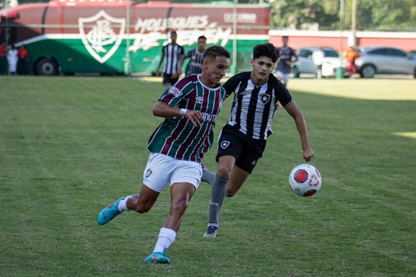 Fluminense vence Botafogo e está na final da Copa Rio Sub-15