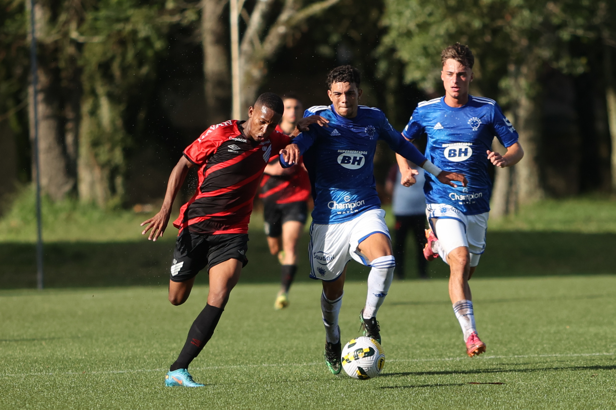 Cruzeiro empata e garante um lugar nas quartas da Copa do Brasil Sub-17