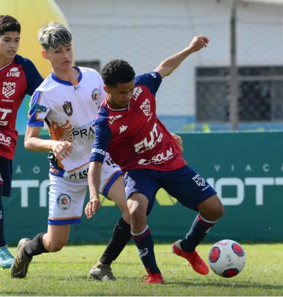 Grêmio Prudente goleia e segue líder invicto do Grupo 2 no Paulista Sub-15