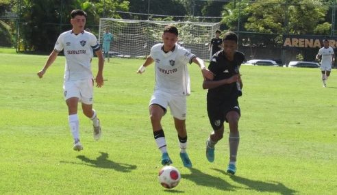 Botafogo e Fluminense empatam na ida da semifinal da Copa Rio Sub-15
