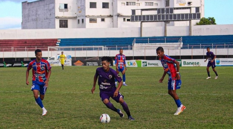 Falcon bate Itabaiana e dispara na ponta do Sergipano Sub-20