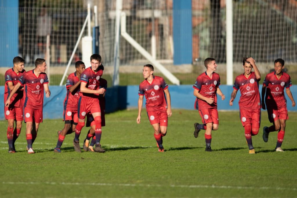 Gramadense vence Lajeado pela primeira rodada do Gaúcho Sub-17