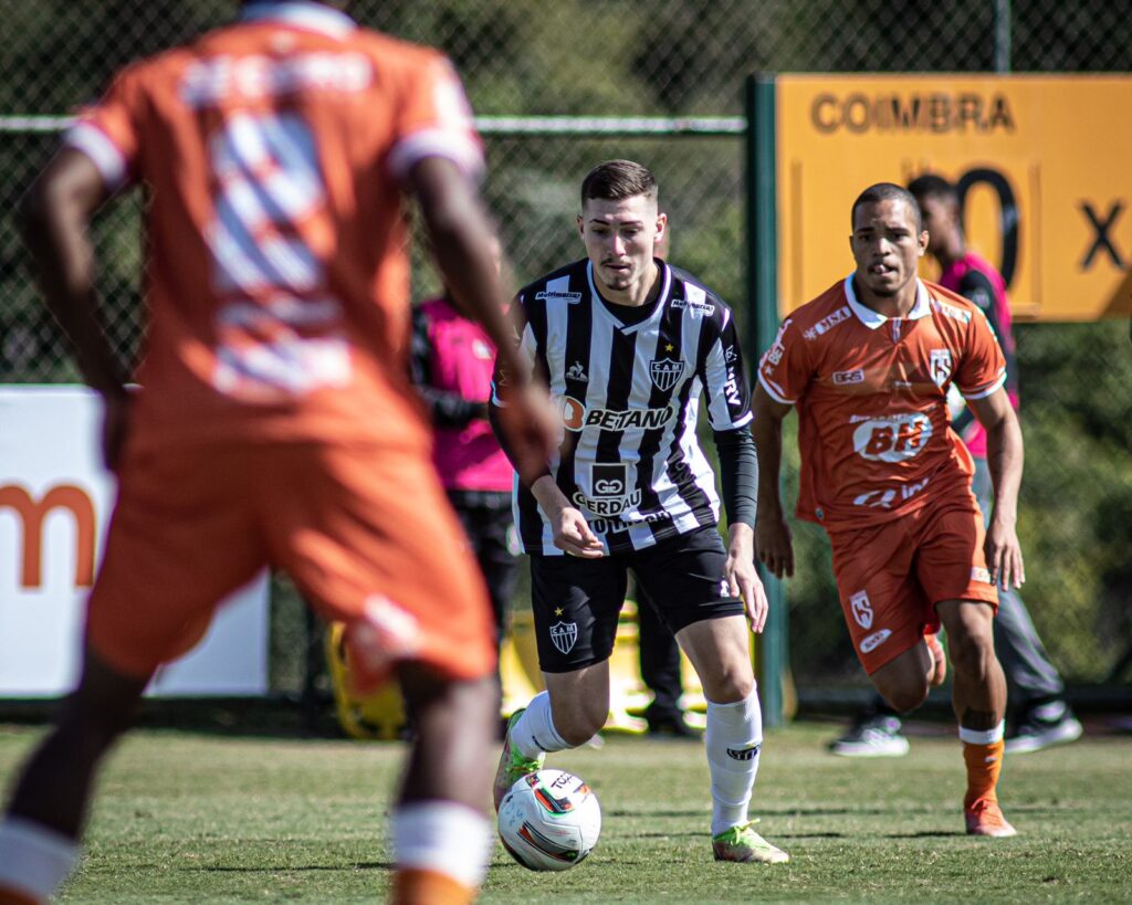 Coimbra e Atlético empatam pelo Mineiro Sub-20