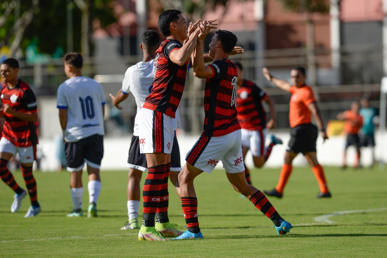 Flamengo goleia o Resende pelo Carioca Sub-20