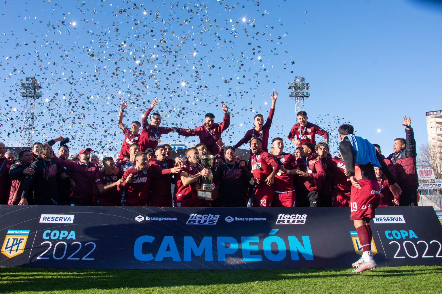 Lanús sagra-se campeão argentino de aspirantes