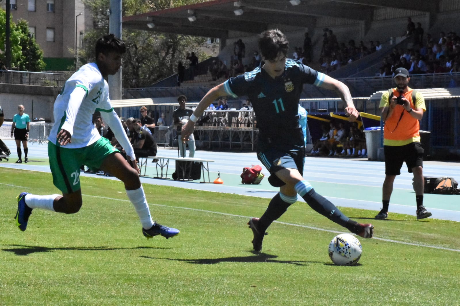 Argentina começa na liderança no Torneio de Toulon