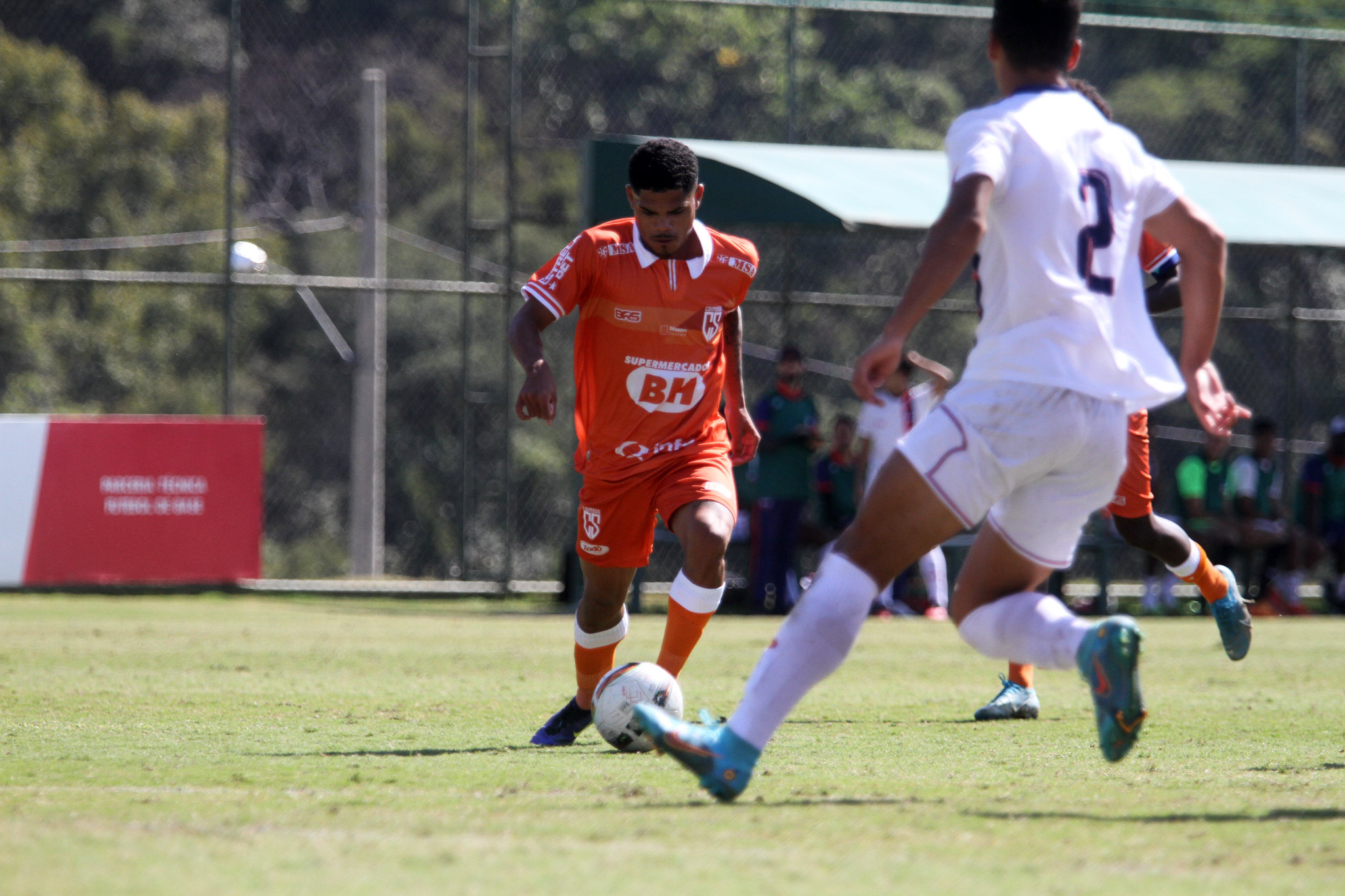 Coimbra vence a primeira no Mineiro Sub-20