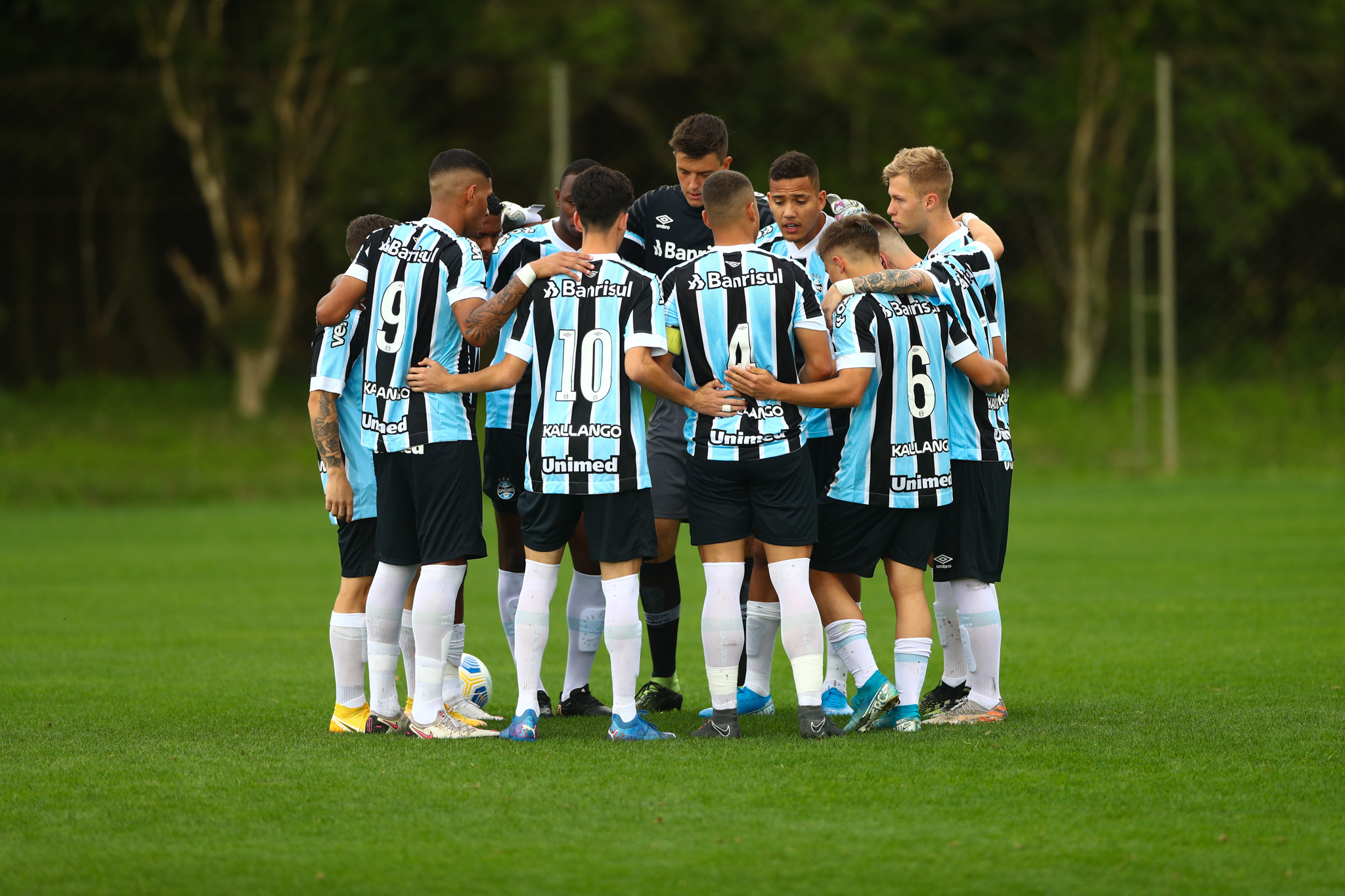 Grêmio faz 5 a 1 no Farroupilha, em jogo de ida das oitavas do Gaúcho Sub-20