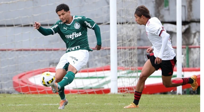 Flamengo bate Palmeiras pelo Brasileiro Sub-20