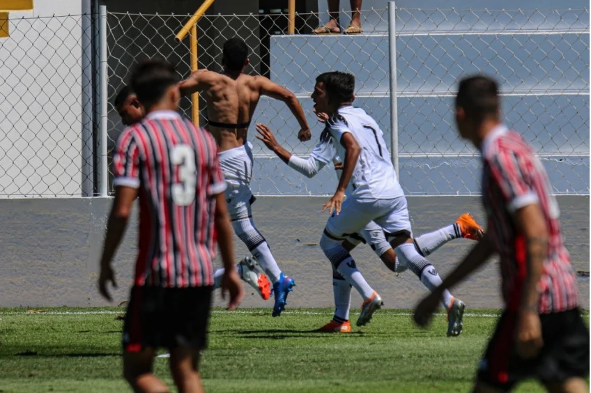 Ceará goleia São Paulo pelo Brasileiro Sub-20