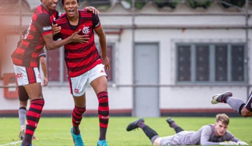 Flamengo vence clássico e segue 100% no Brasileiro Sub-20
