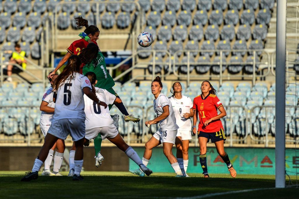 Euro Sub-19 Feminina começa com muitos gols