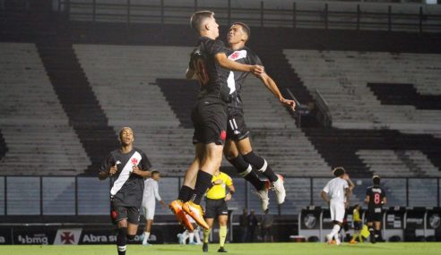 Vasco faz 3 a 0 no Bahia e é o primeiro finalista da Copa do Brasil Sub-17