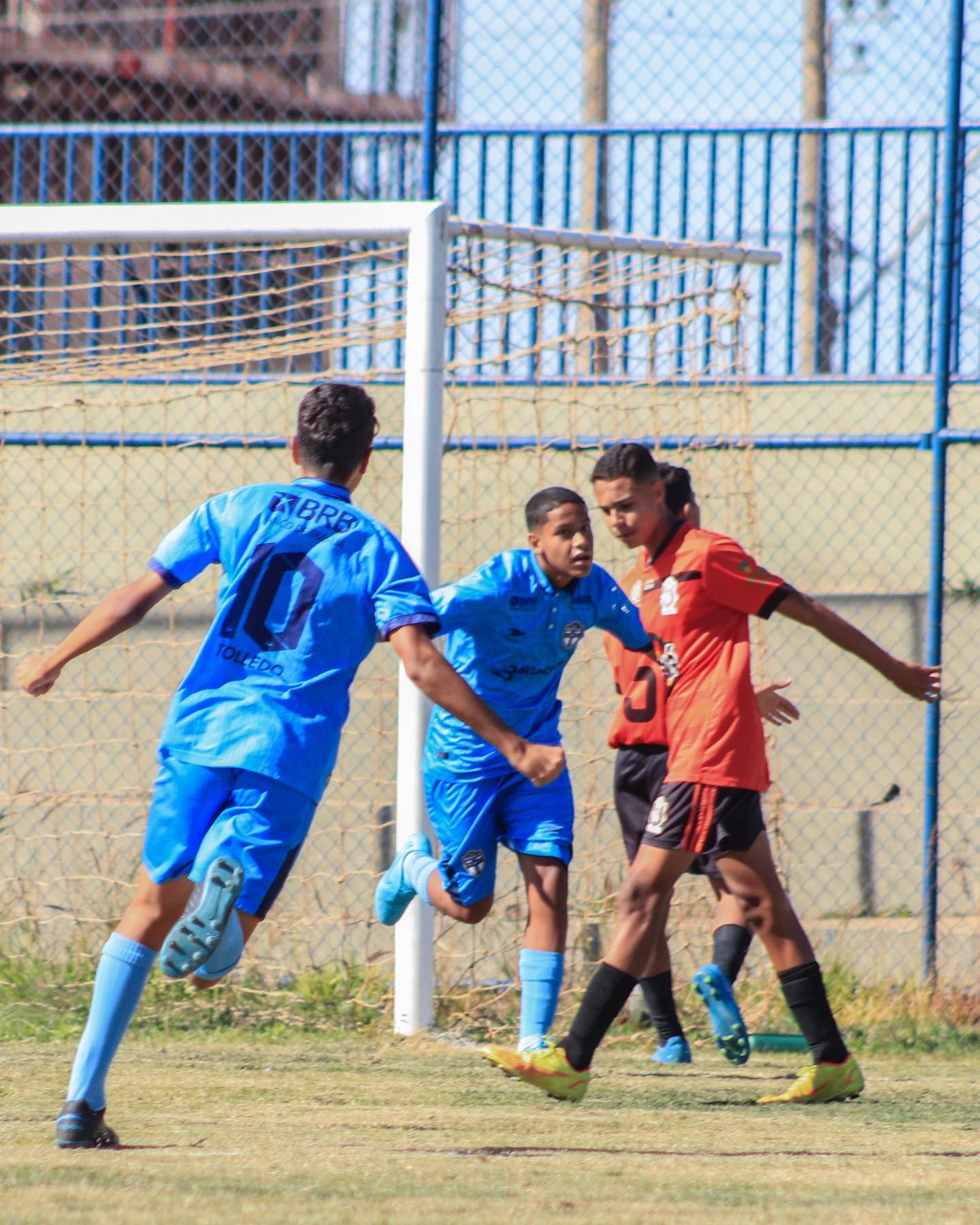 Real Brasília goleia Legião no jogo de ida das quartas do Candango Sub-15