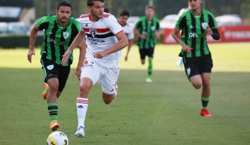 América-MG vence São Paulo e segue líder no Brasileiro Sub-20