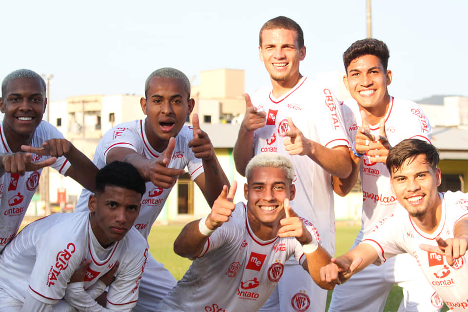 Hercílio Luz goleia e segue invicto no Catarinense Sub-20