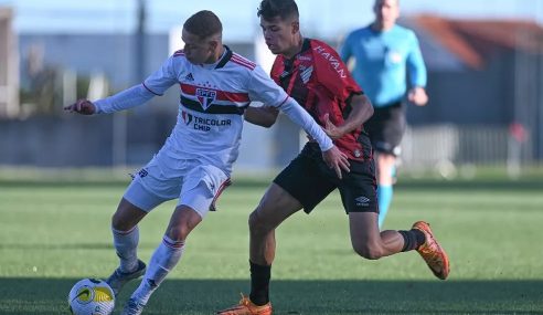 Athletico-PR goleia São Paulo e está nas semifinais do Brasileiro Sub-20
