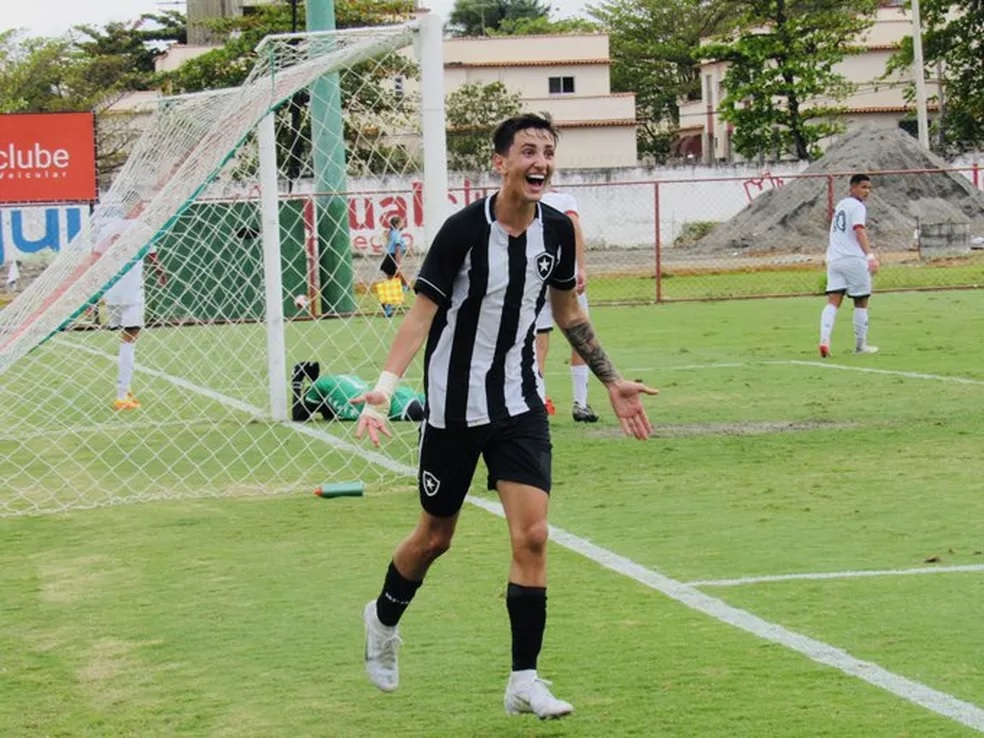 Botafogo aplica sonora goleada sobre a Portuguesa em estreia no Carioca Sub-17