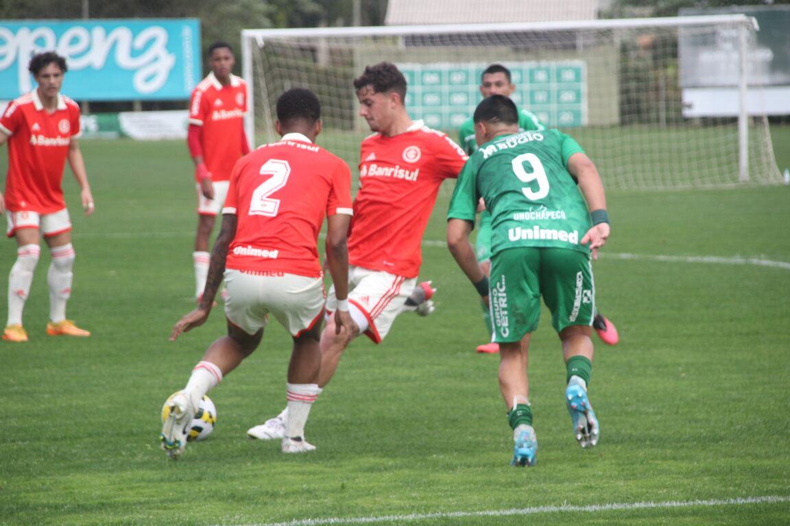 Chapecoense e Internacional empatam pelo Brasileirão Sub-17