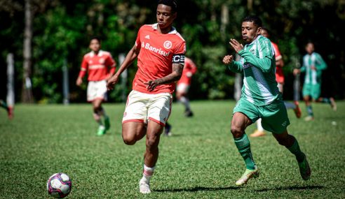 Juventude e Internacional empatam na ida da semifinal do Gauchão Sub-17