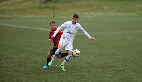 Athletico vence duelo de líderes contra o Santos pelo Brasileiro Sub-17