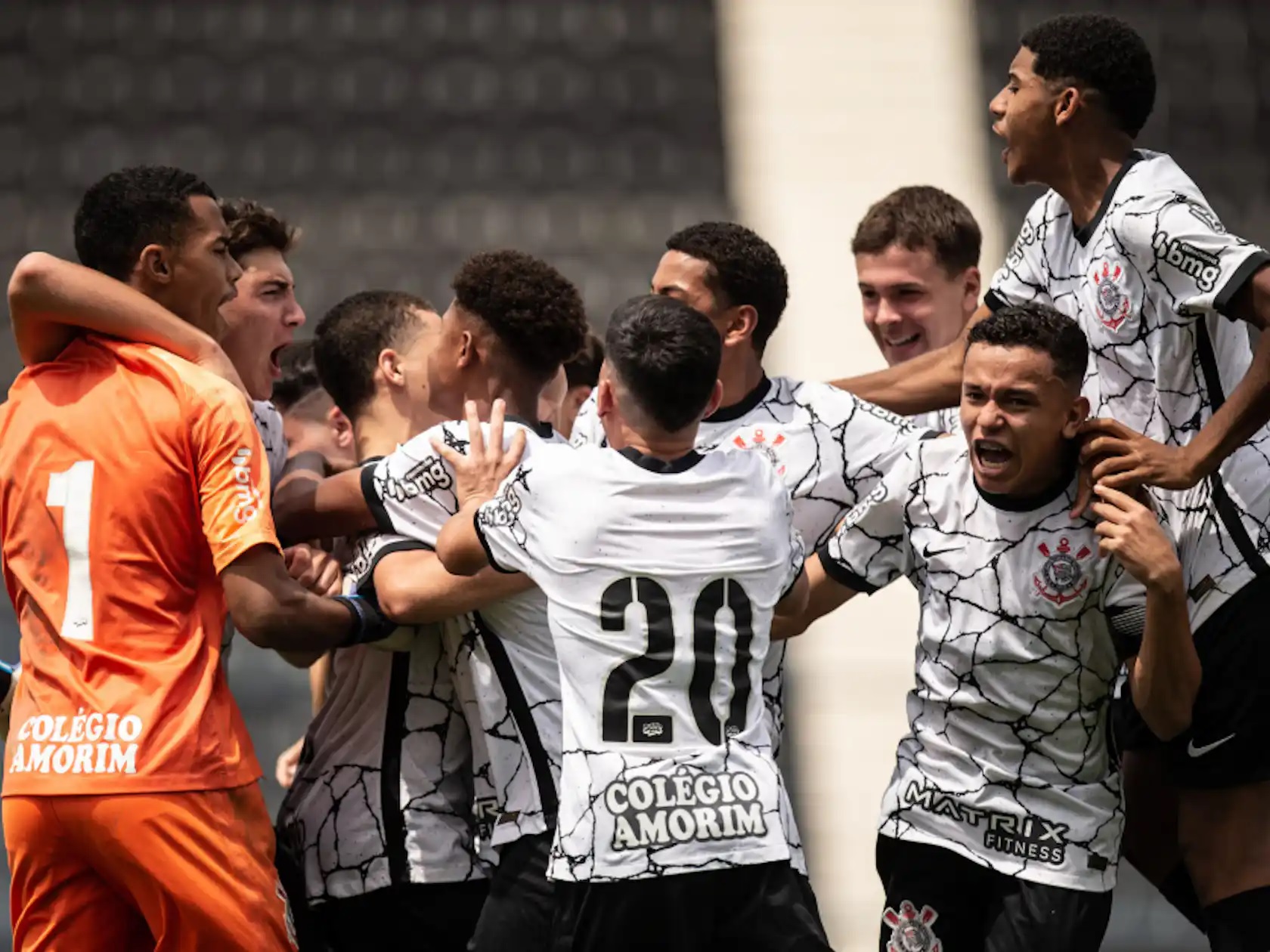 Corinthians elimina Red Bull Bragantino do Paulistão Sub-15 nos pênaltis