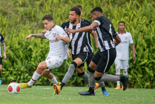 Botafogo perde para o Fluminense, mas está na final da Copa Rio Sub-20/OPG