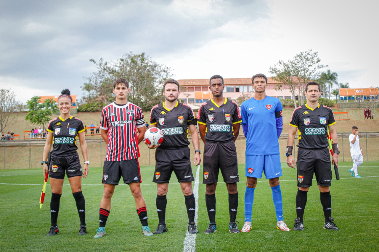 São Paulo goleia Desportivo Brasil fora de casa na ida das quartas do Paulista Sub-17