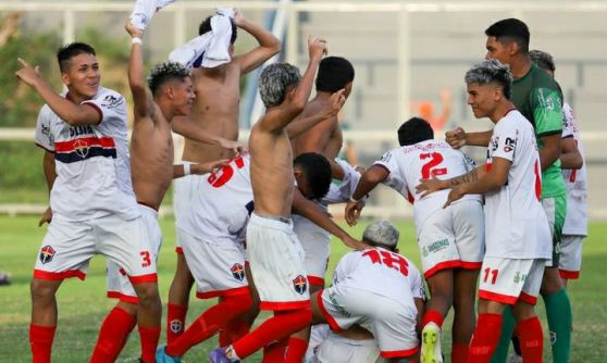 Fast vence nos pênaltis e vai à final do Amazonense Sub-19