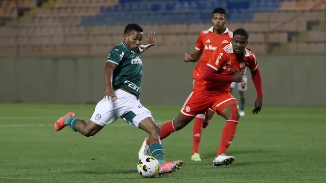 Palmeiras derrota Internacional na ida da semifinal da Copa do Brasil Sub-20